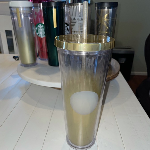 3 for $30 24oz Starbucks Holiday Tumbler - Picture 1 of 6